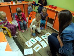Курсы английского в Барнауле. Английский для малышей. Студия английского языка «AaPPLE», тест-драйв