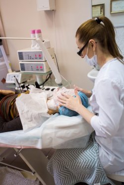AHAVA Spa - салон красоты, Новосибирск. Отзывы посетителей о спа-салоне. Тест-драйв салонных процедур: стрижка горячими ножницами, вакуумный массаж, прессотерапия, чистка лица