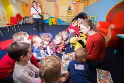 Куда сходить с ребенком в Новосибирске: центр детских развлечений Kinder Park. Отзывы мам о центре Kinder Park: детские дни рождения с анимацией, недорогие развивающие занятия, современные игровые автоматы. Протестировано Сибмамой!