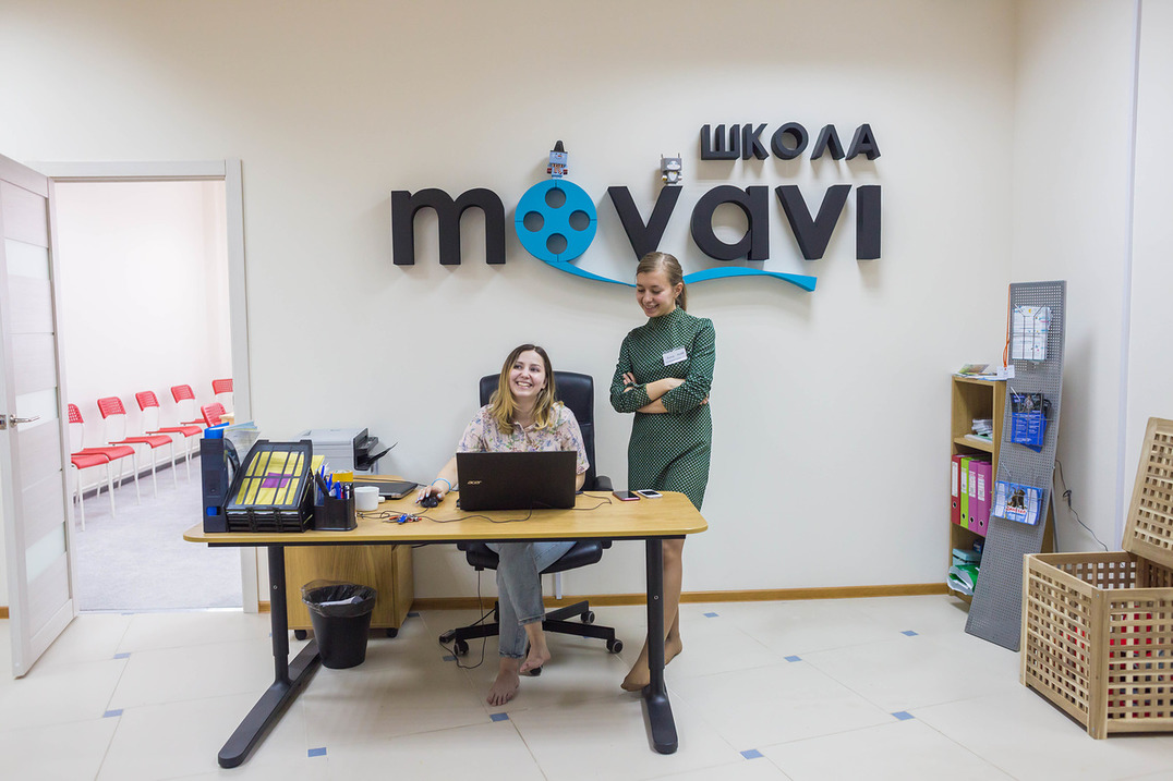 IT-школа Movavi. Обучение детей программированию в Новосибирске. Занятия робототехникой, геймдизайном, моделированием в Новосибирске. Летний лагерь, программирование 2017.
