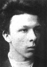 1 среди горе-заговорщиков, казненных в Шлиссельбургской крепости, оказался Александр Ульянов, старший брат Владимира Ульянова-Ленина.