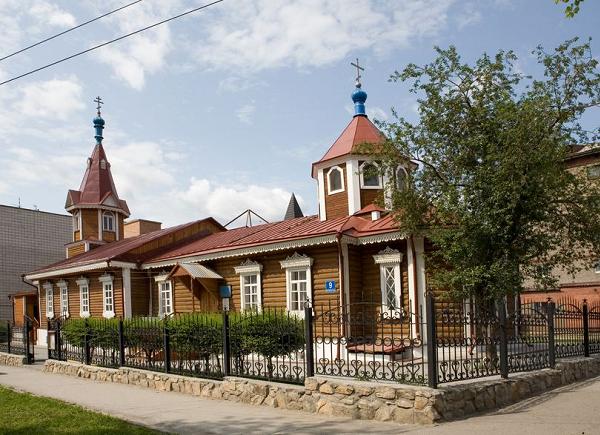 6 храмов Новосибирска, куда стоит сходить с детьми. Храм Покрова Пресвятой Богородицы 