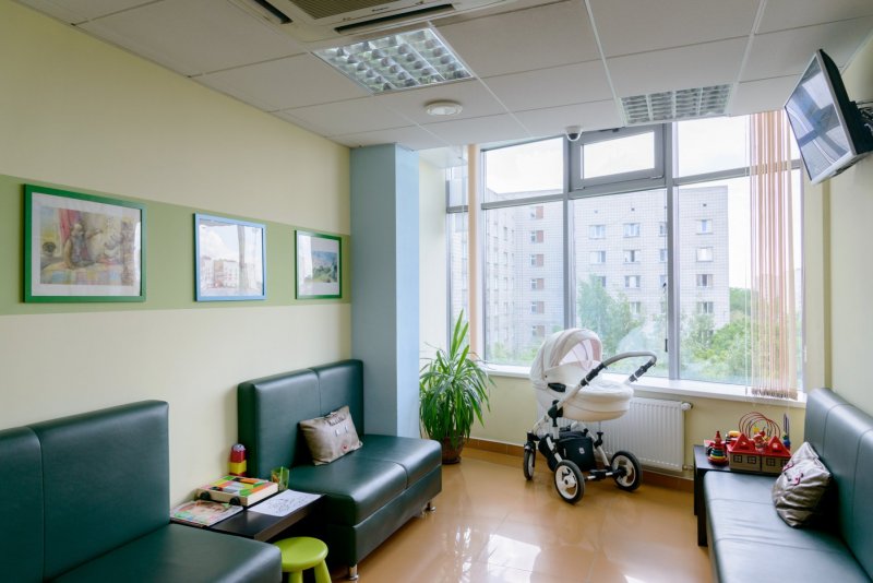 Клиники Новосибирска, где ведут прием травматологи