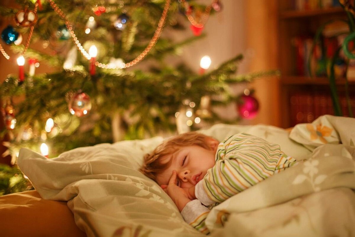Сплю в новогоднюю ночь. Спать в новый год.