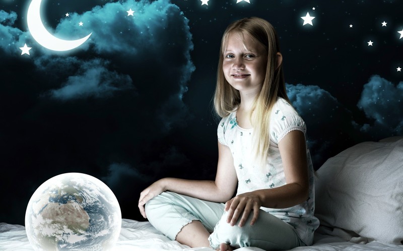 Загадки про космос и звездное небо для дошкольников и младших школьников. Народные загадки про месяц, солнце, луну и звезды. Подборка загадок ко Дню космонавтики.