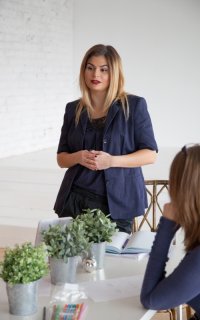 Модный проект «Я сибмама. Beauty-экспертиза». Преображение обычных женщин за несколько недель. Оформление и покраска бровей
