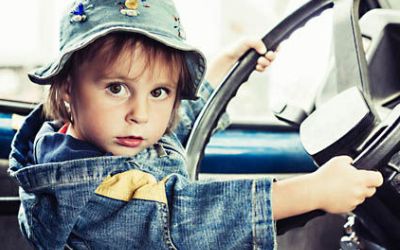 Штраф за ребенка в машине. Оставление ребенка в машине - насколько это законно?