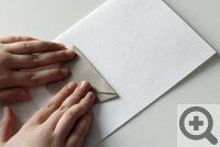 Поделки из бумаги для самых маленьких. Оригинальная поделка - открытка к 8 марта своими руками. Оригами для малышей - пошаговый мастер-класс по изготовлению открытки-оригами.
