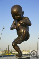 Скульптуры еще не родившихся детей, или «Чудесное путешествие»