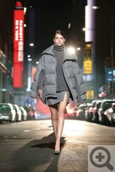 «Авиатор», экомех и бомбер: модная зимняя одежда 2021-22