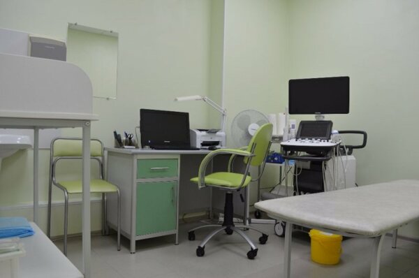 Медицинский центр  XXI век. Где в Новосибирске можно сделать УЗИ при беременности?