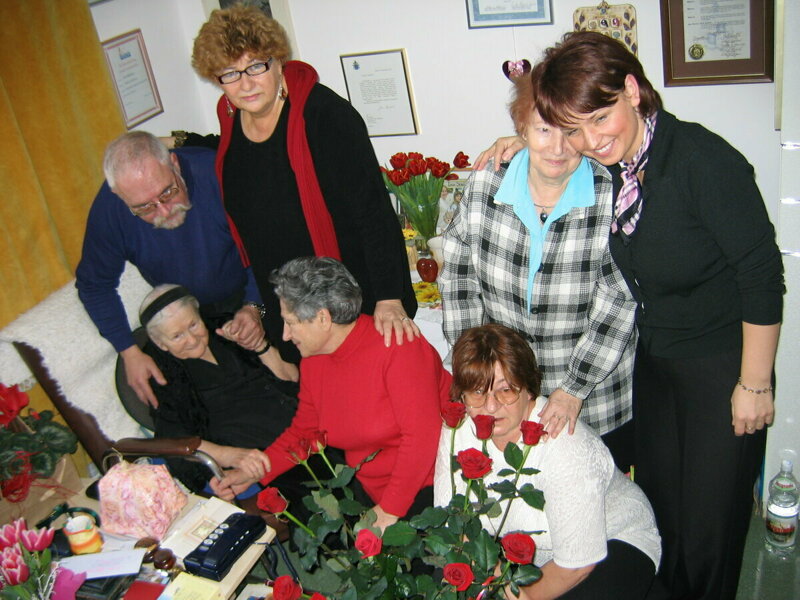 Спасенные Иреной и их родные, 2005 год