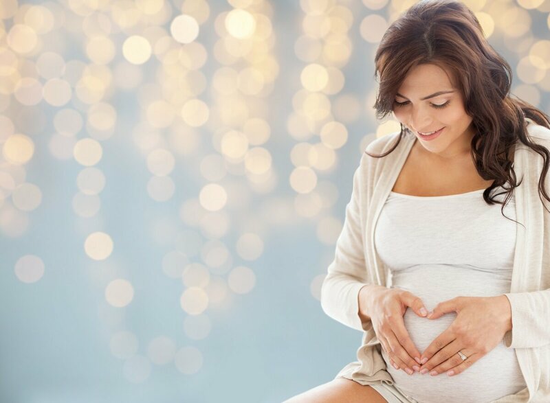 Повышенное внимание от окружающих в начале беременности