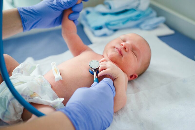 Неонатолог – это «микропедиатр», его пациентами становятся новорожденные