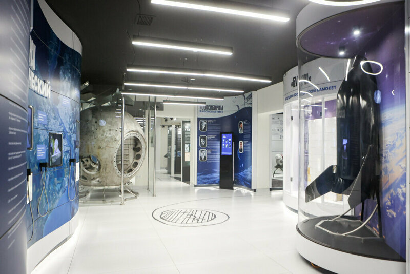 ����� ������������