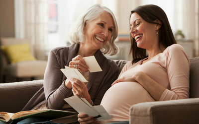 будущей маме полезно знать, легко ли беременели и рожали ее мама и бабушка.